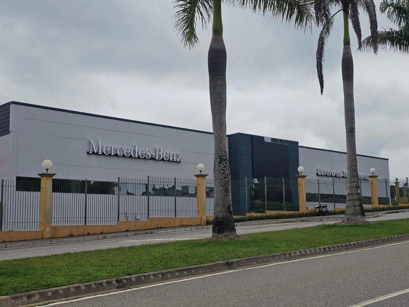 FACHADAS ARTWORLD (13)