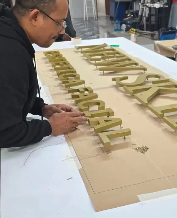 Image hover effect image